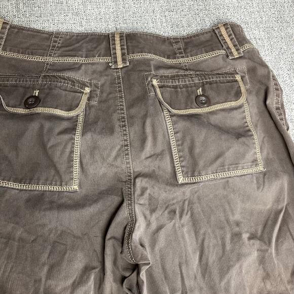 Eddie Bauer Cargo Pants Capri Women's Straight Brown Casual Relaxed Size 6 - Picture 10 of 16